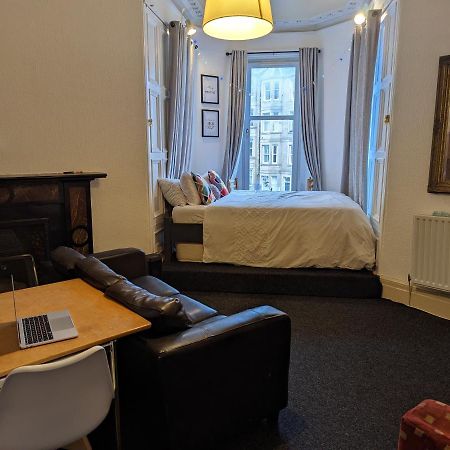Huge Room In The City 에든버러 외부 사진
